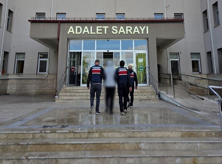 Sivas'ta firari FETÖ hükümlüsü yakalandı