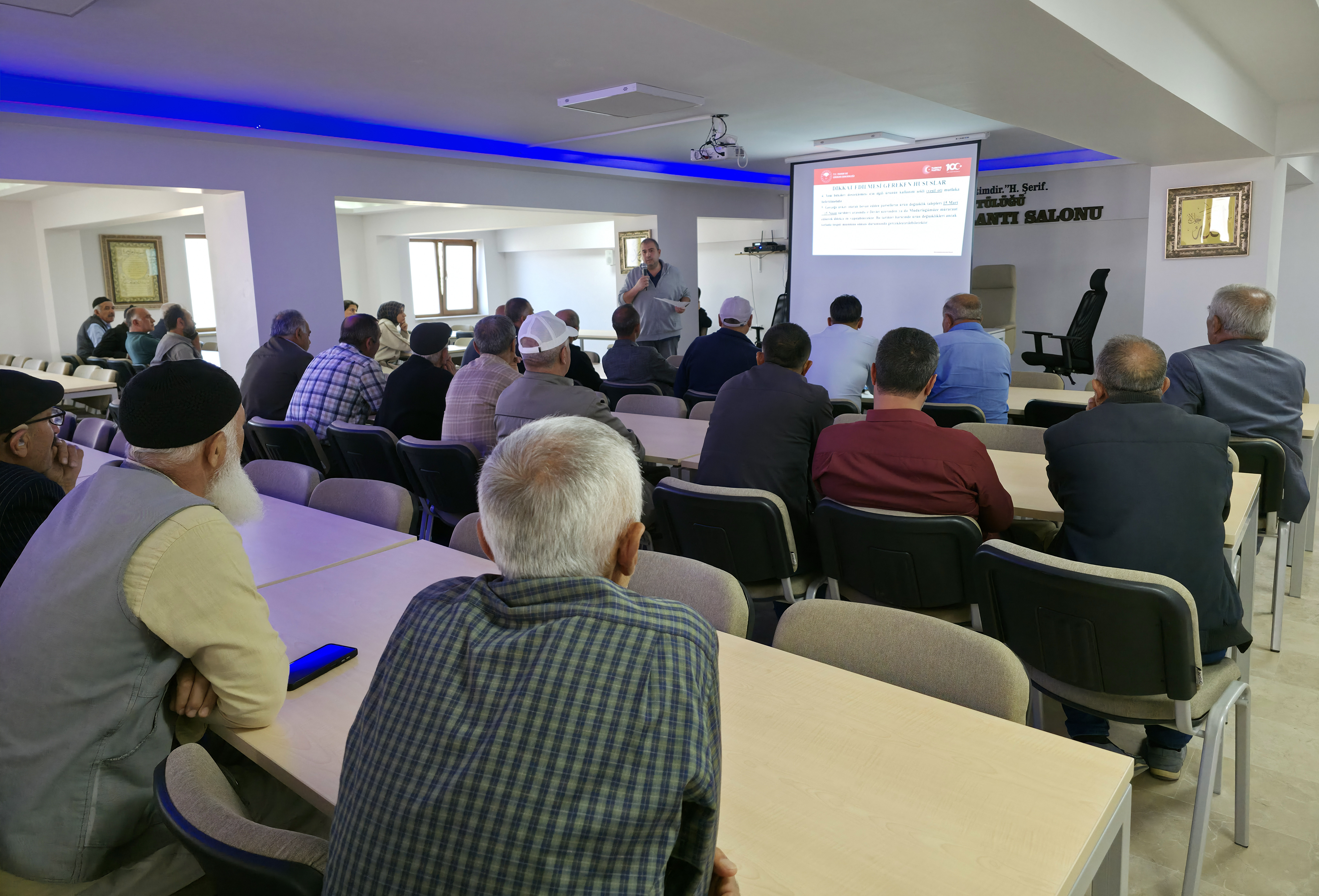 Sivas'ta Çiftçilere Yeni Destekleme Modeli Anlatıldı