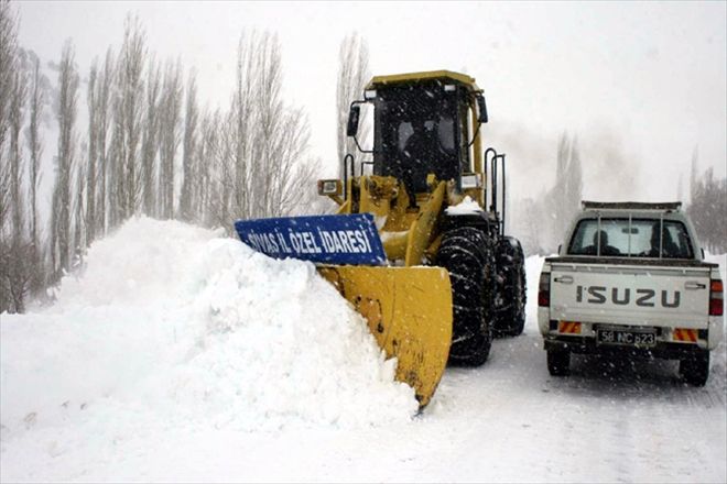 BİR HAFTADA 607 KÖY YOLU ULAŞIMA AÇILDI