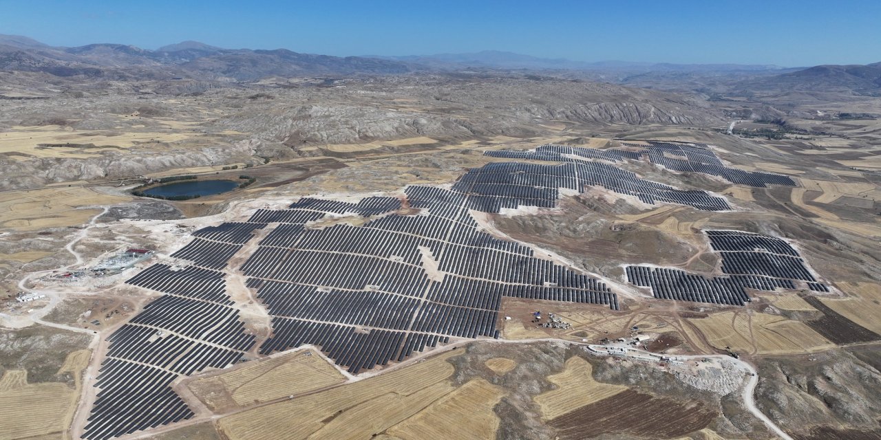 Sivas'a Dev GES yatırımı