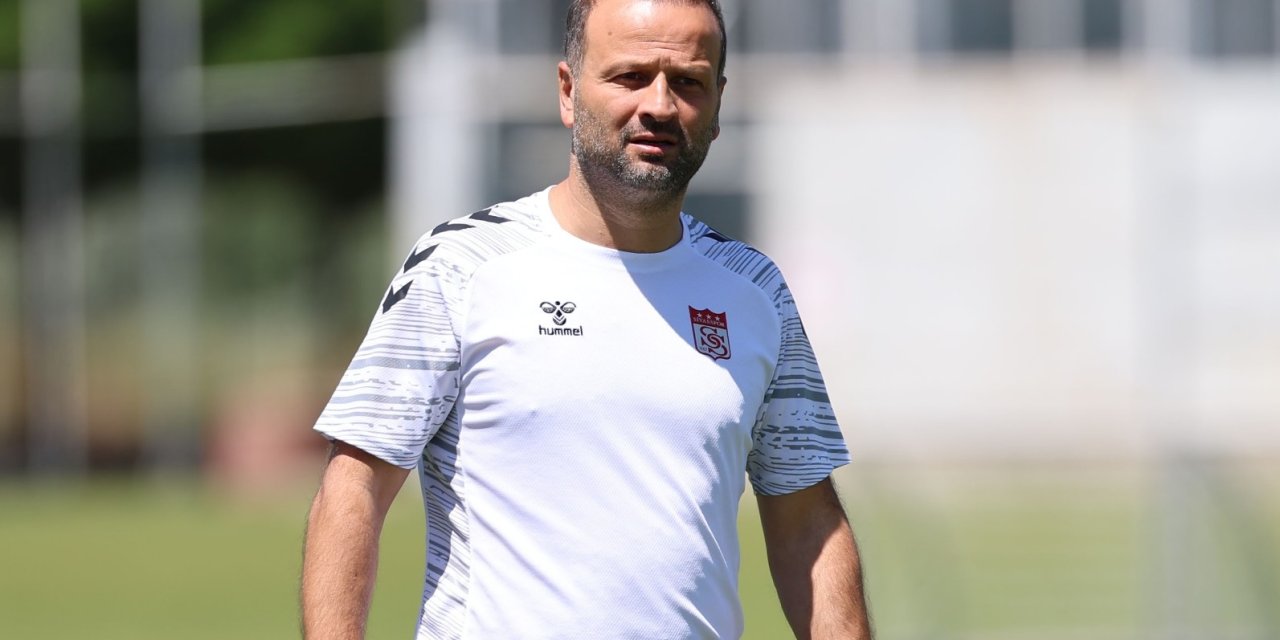 Sivasspor Teknik Direktörü Korkmaz: “Ben Klasik Teknik Adam Değilim”