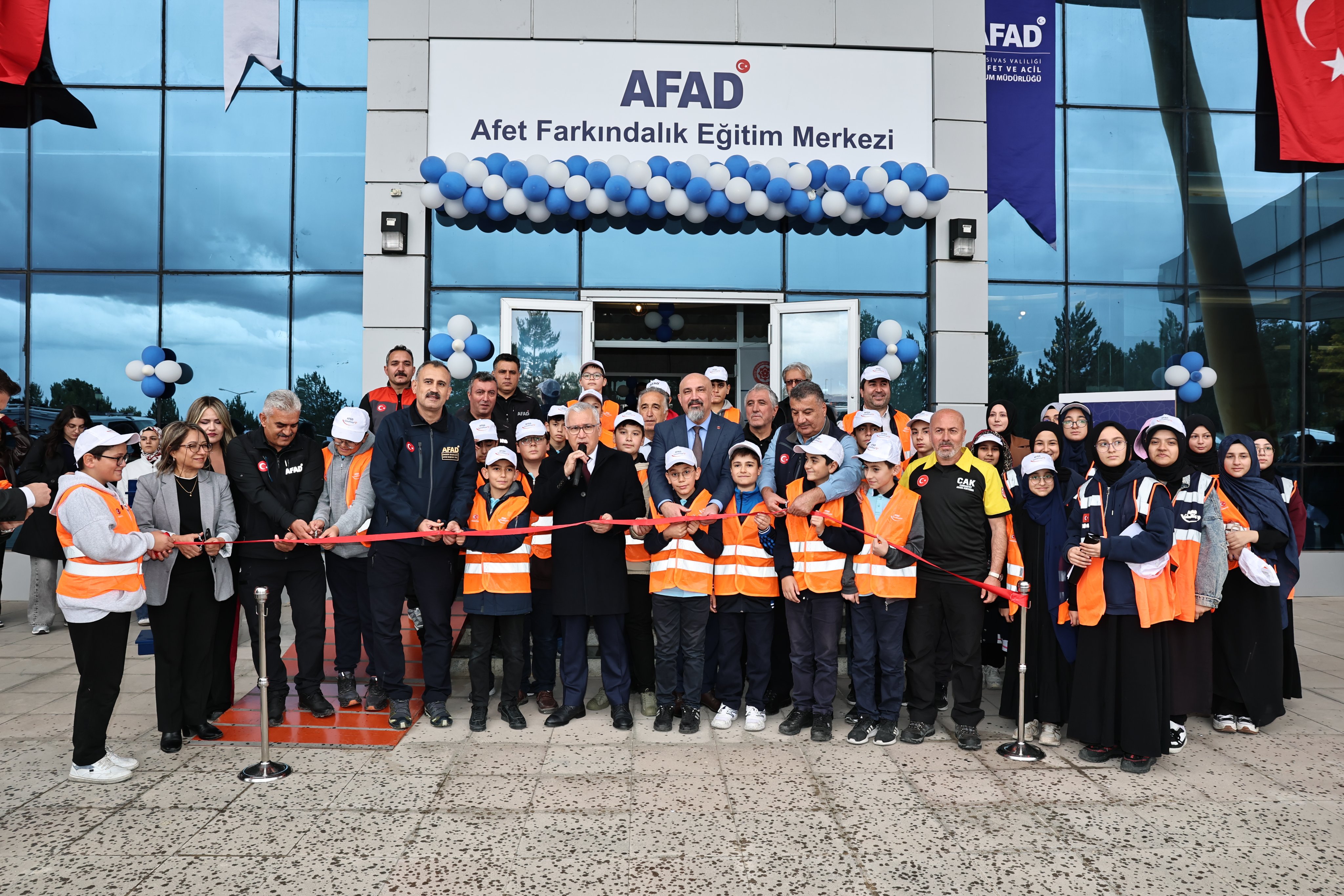 Sivas’ta Afet Farkındalık Eğitim Merkezi Açıldı