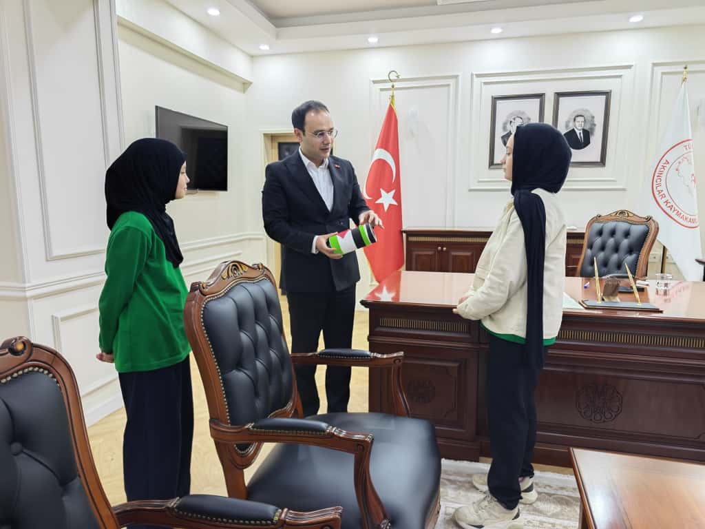 Sivas’ta İmam Hatip Ortaokulu Öğrencilerinden Örnek Davranış