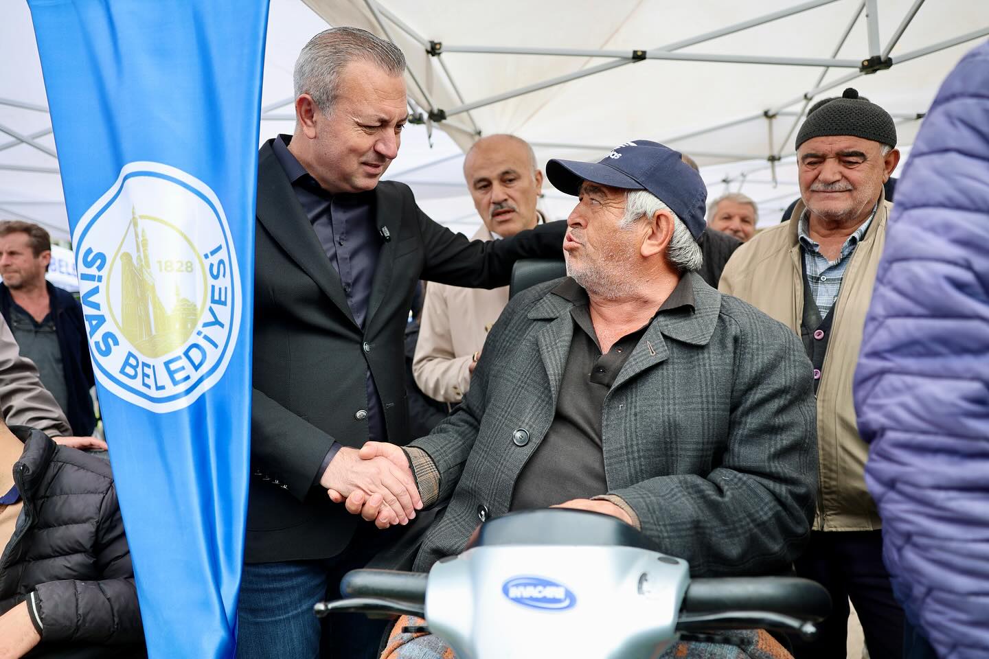 Sivas’ta Engellilere Destek Eli Uzandı