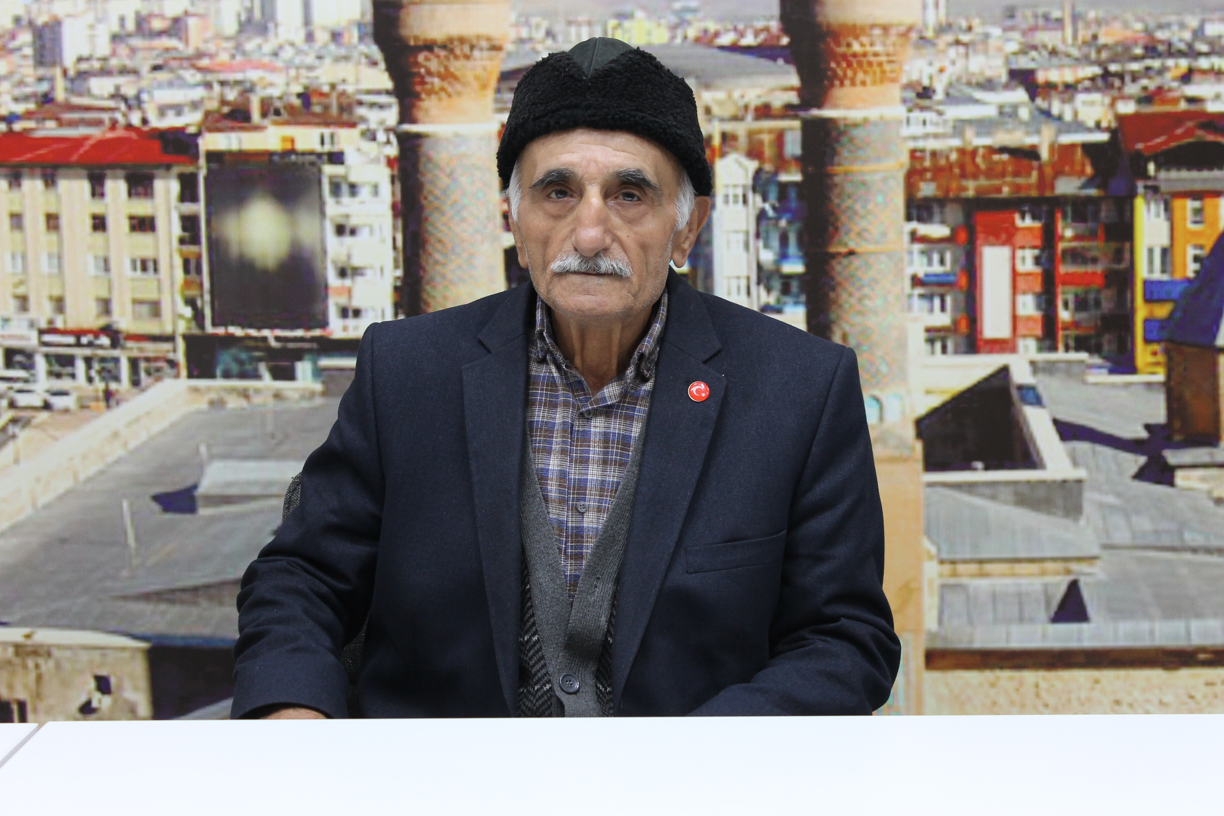 Sivaslı İsmet Amcadan Örnek Davranış