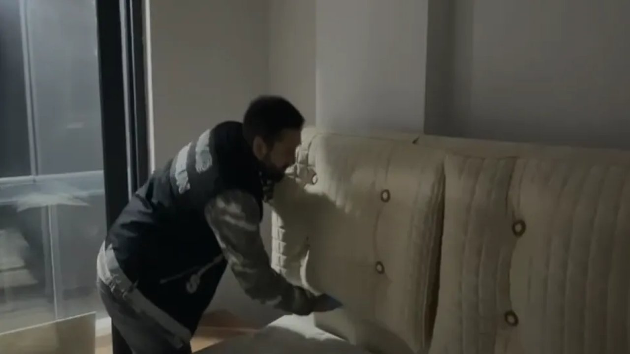 Evdeki Baza, Uyuşturucu Zulası Çıktı