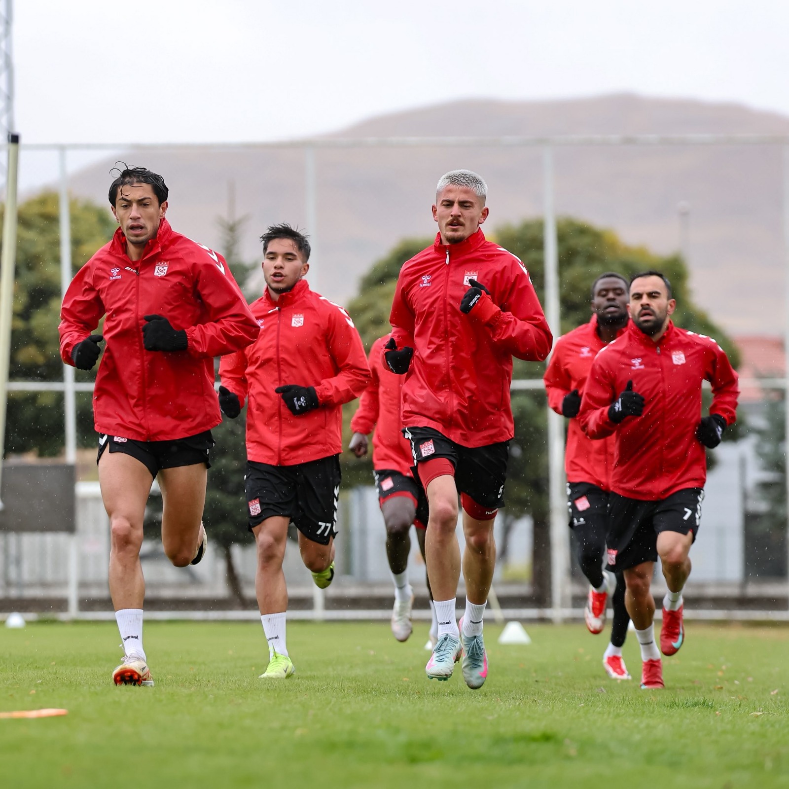 Sivasspor’da Ankara mesaisi