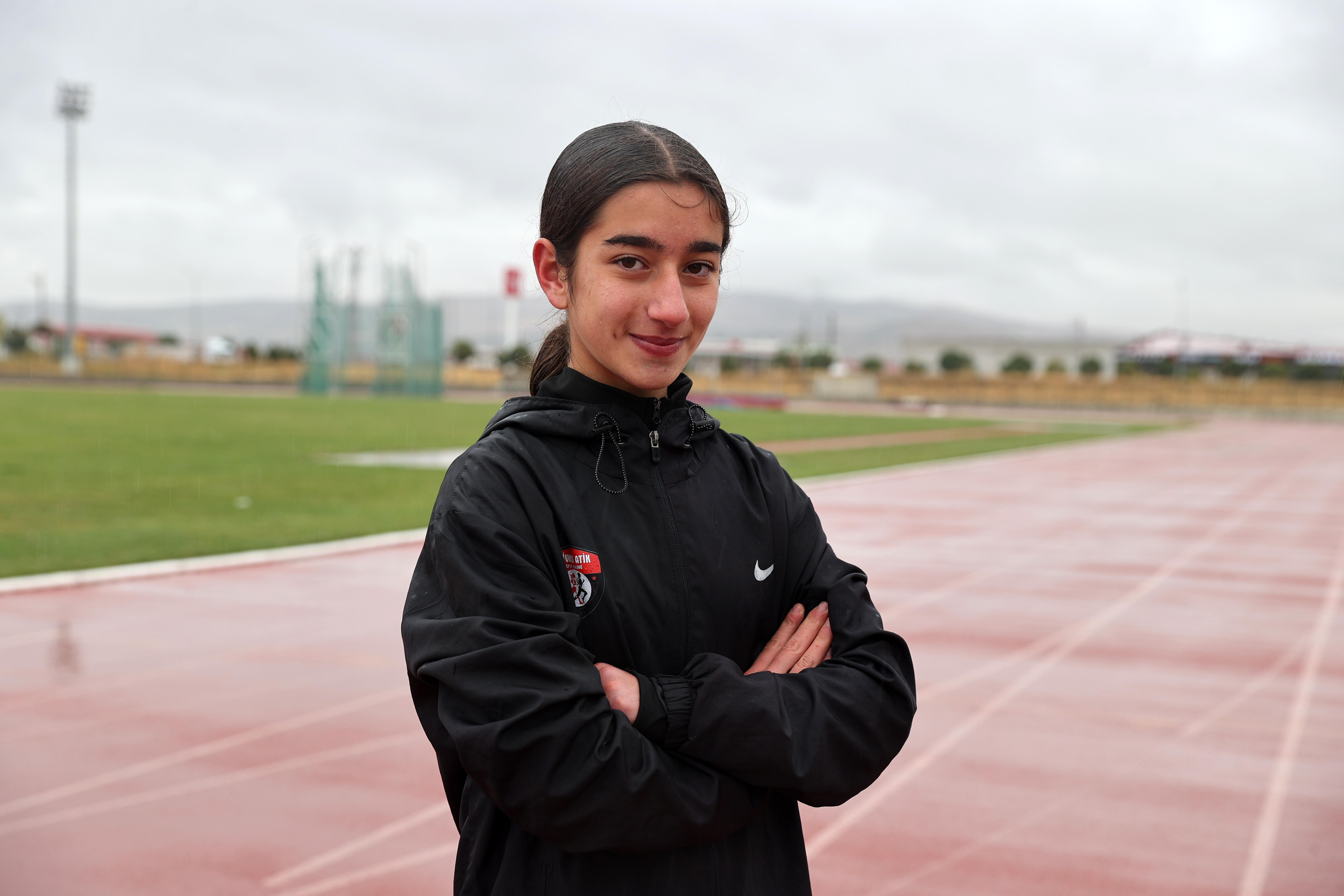 Sivaslı Atlet Mevlüde Tutak, Galatasaray’a Transfer Oldu