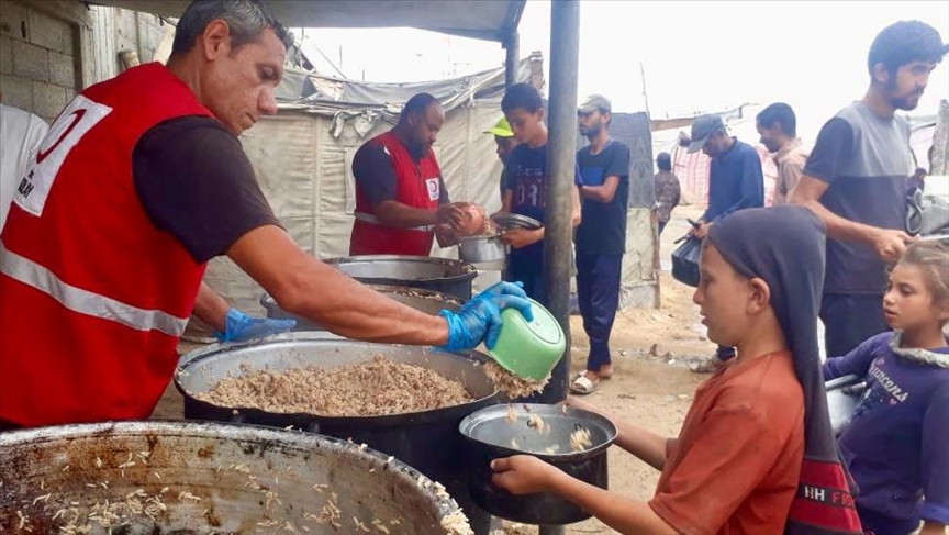 Türk Kızılayın Gazze'ye yardımları sürüyor
