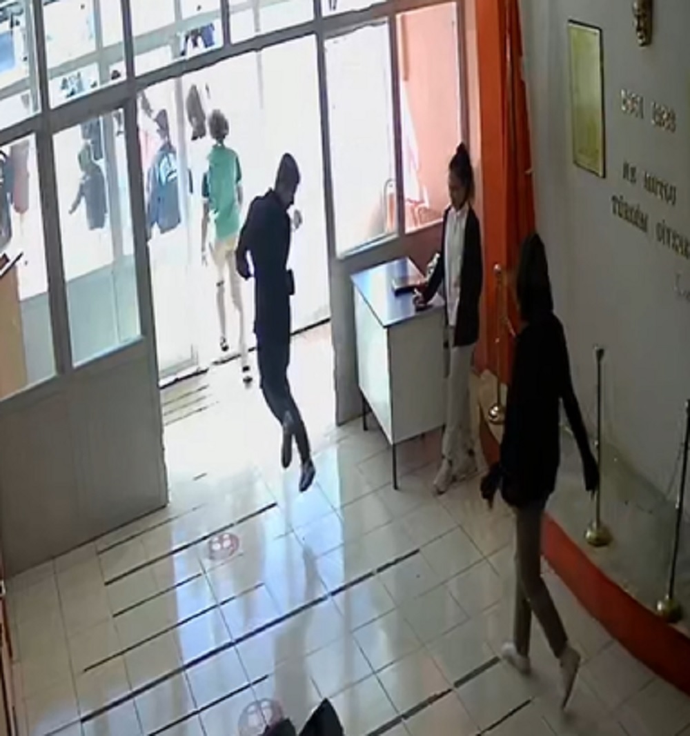 Sivaslı Öğrenciden Futbol Hareketiyle Çevre Duyarlılığı