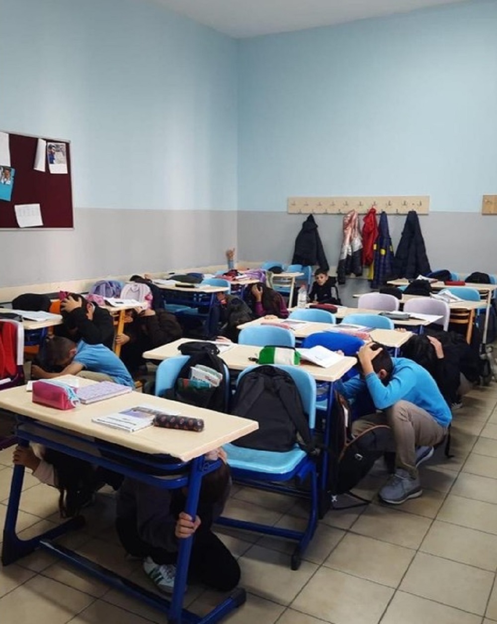 Sivas’ta Okullarda Deprem Tatbikatı