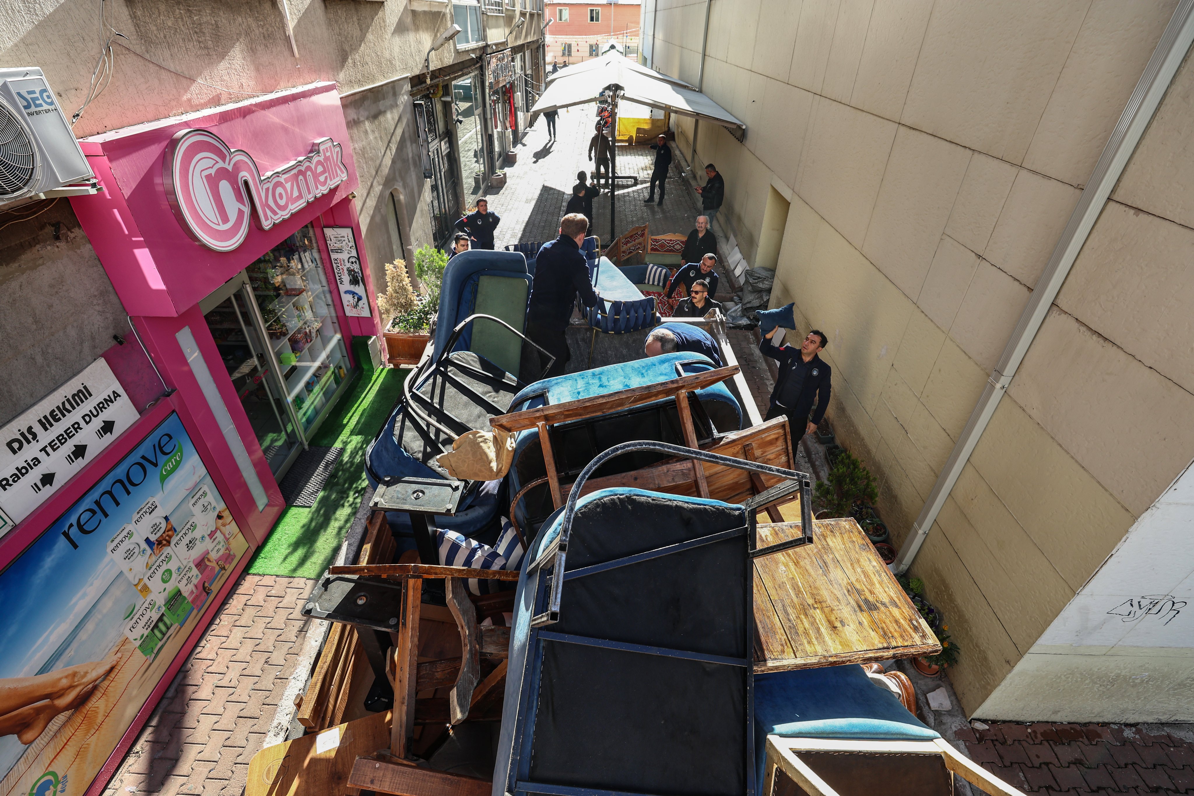 Sivas’ta Kaldırım İşgaline Geçit Yok: Zabıta Ekipleri Müdahale Etti