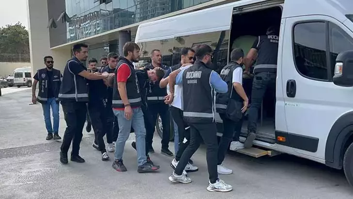 Sivas Dahil 6 İlde Mahrem Yapılanmaya Operasyon