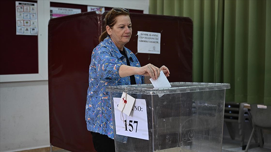 KKTC’de halk cumhurbaşkanı seçimi için sandık başında