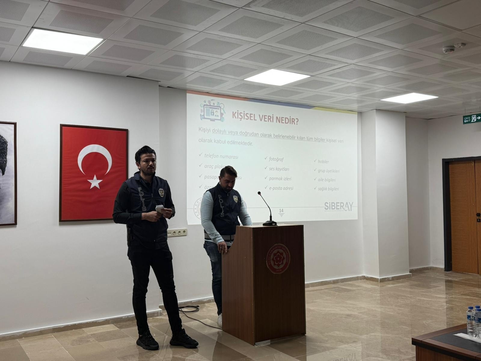 Sivas’ta Emniyetten Gençlere Uyarı