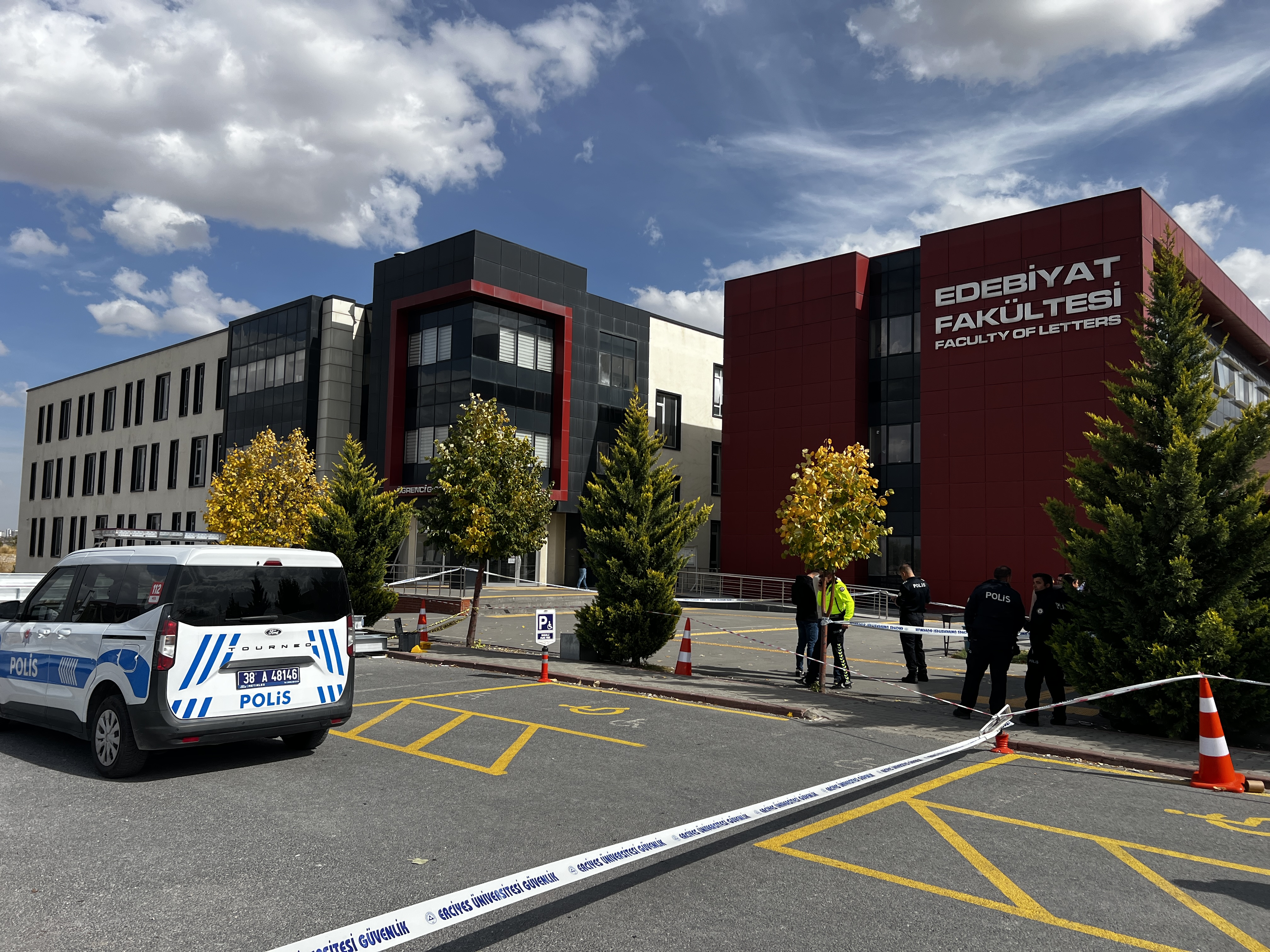 Üniversite Kampüsünde Kadın Cinayeti