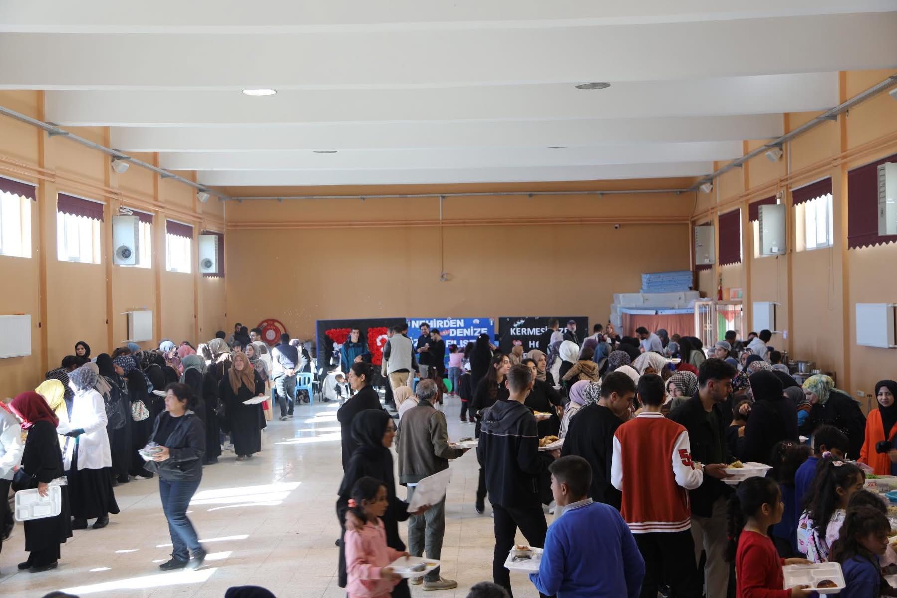 Sivas'ta Gazze'ye destek kermesi