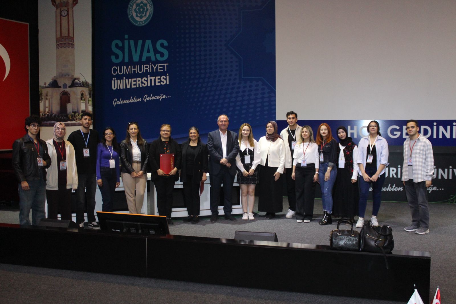 Sivas’ta Aşı Kararsızlığı Paneli Düzenlendi