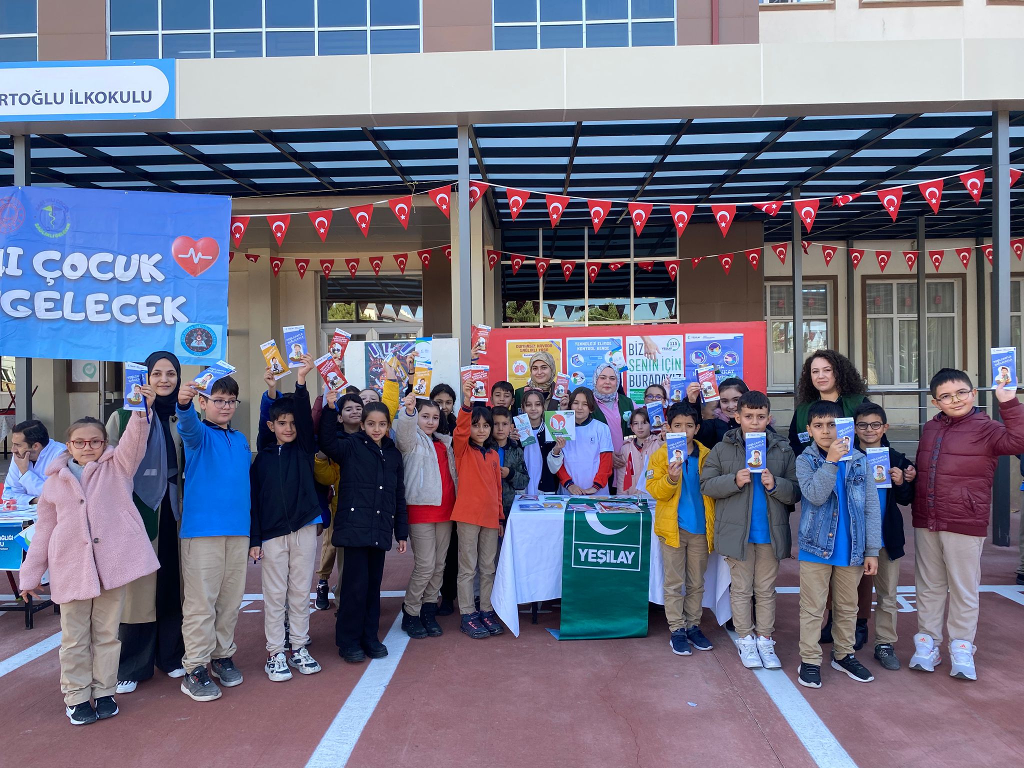 Sivas'ta "Sağlıklı Çocuk, Sağlıklı Gelecek Projesi" gerçekleştirildi