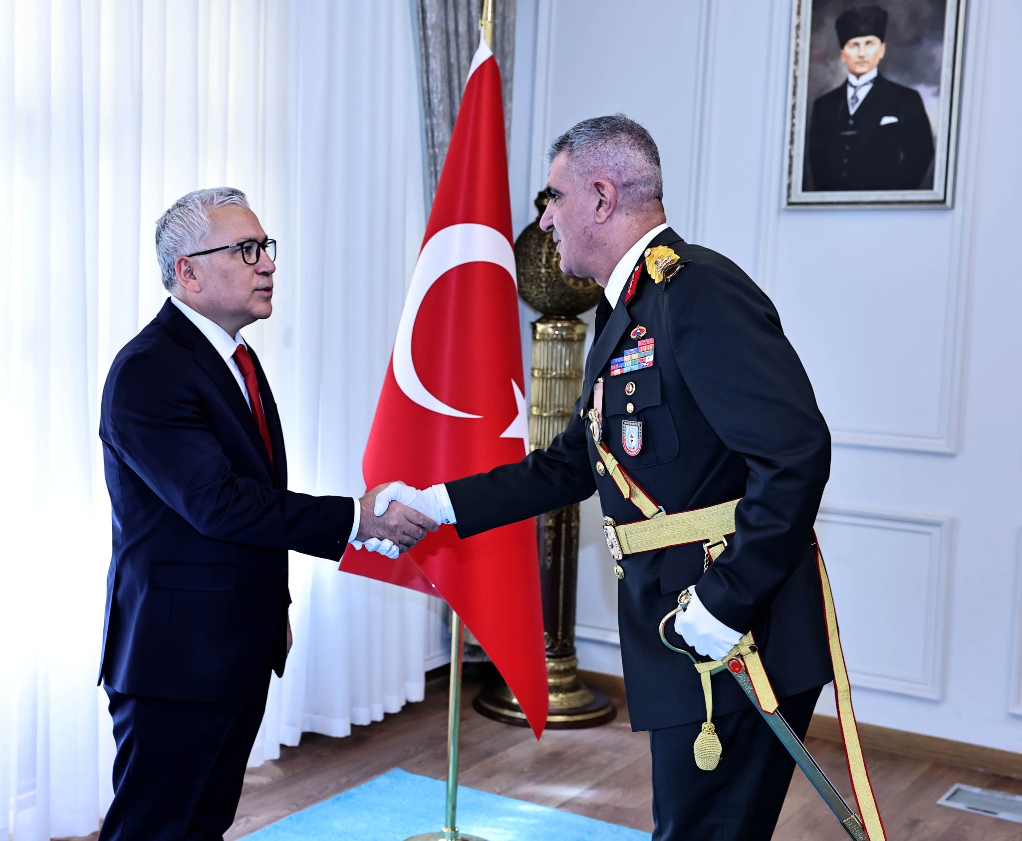 Vali Yılmaz Şimşek Cumhuriyet Bayramı Tebriklerini Kabul Etti