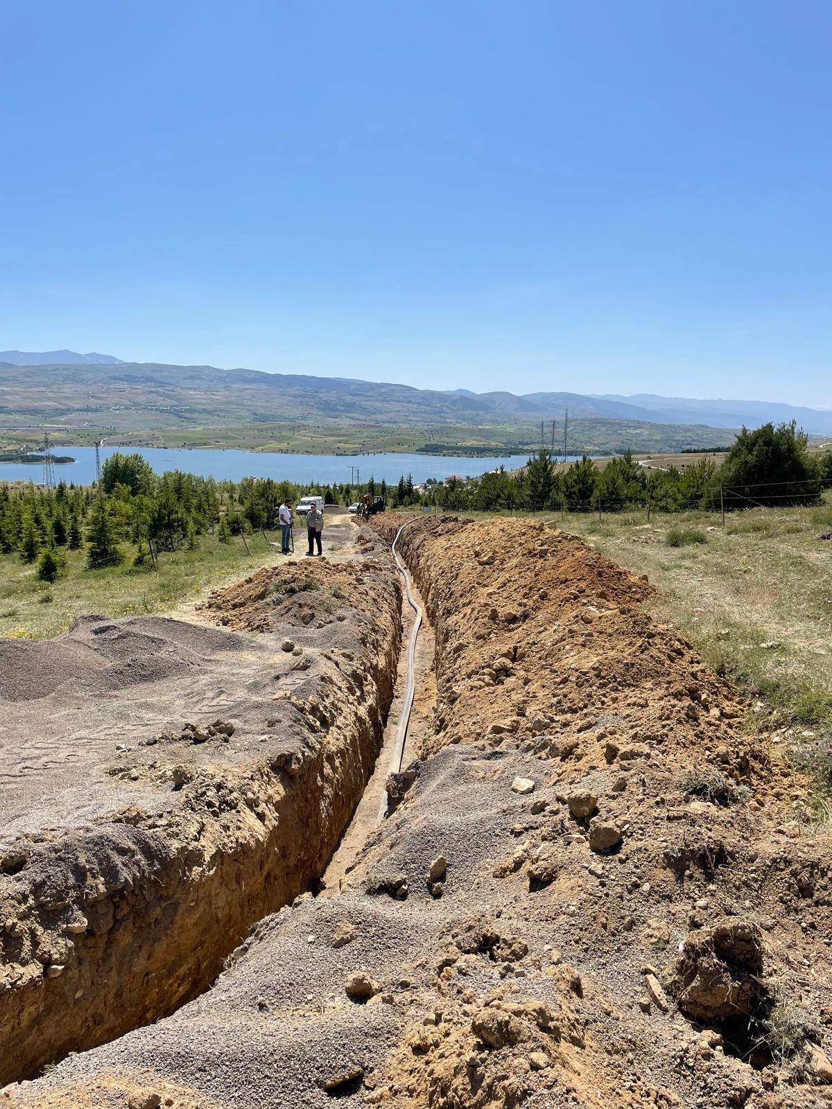 Gölova'da içme suyu hattı yenilendi