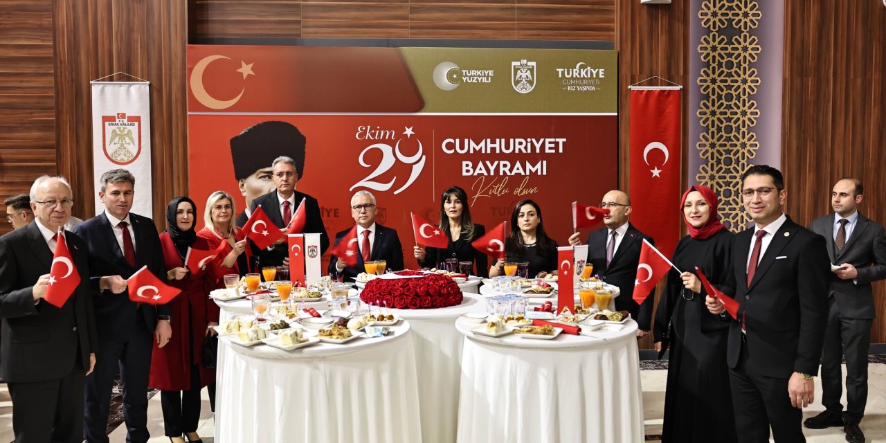 Sivas'ta Cumhuriyet resepsiyonu