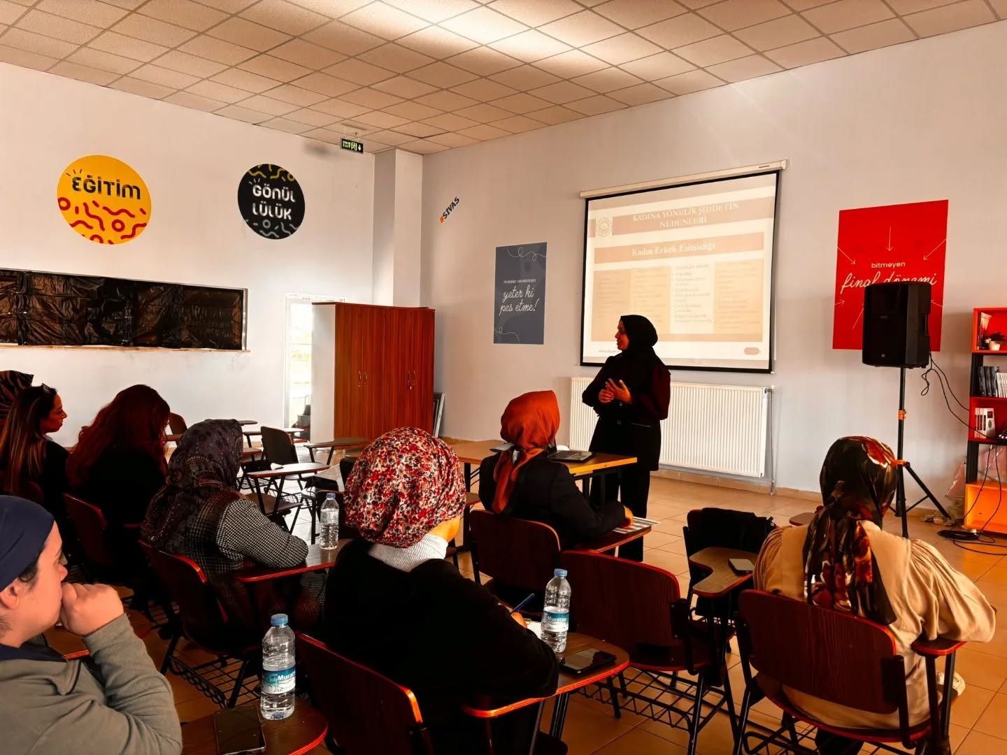 Sivas’ta şiddetsiz toplum için farkındalık semineri