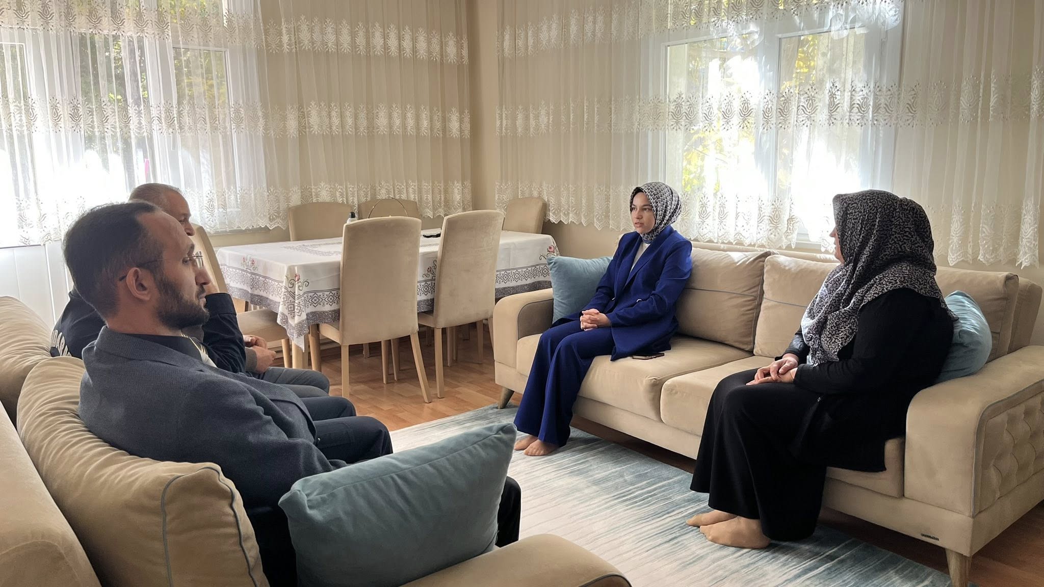 Sivas’ta Kaymakam Yücel’den Şehit Ailelerine Gönül Köprüsü