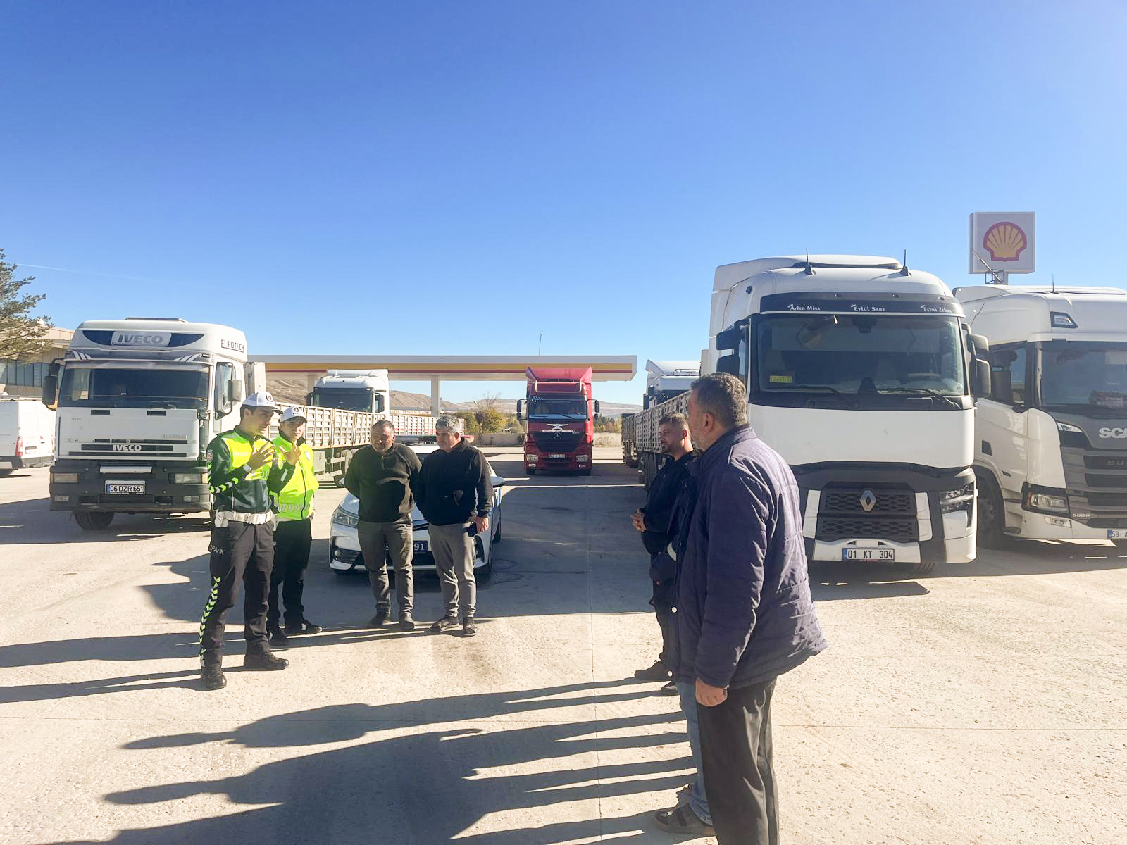 Zara'da sürücüler bilgilendirildi