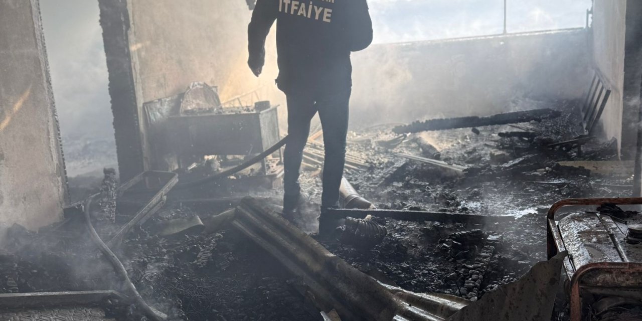 Sivas'ta yayla evinde yangın