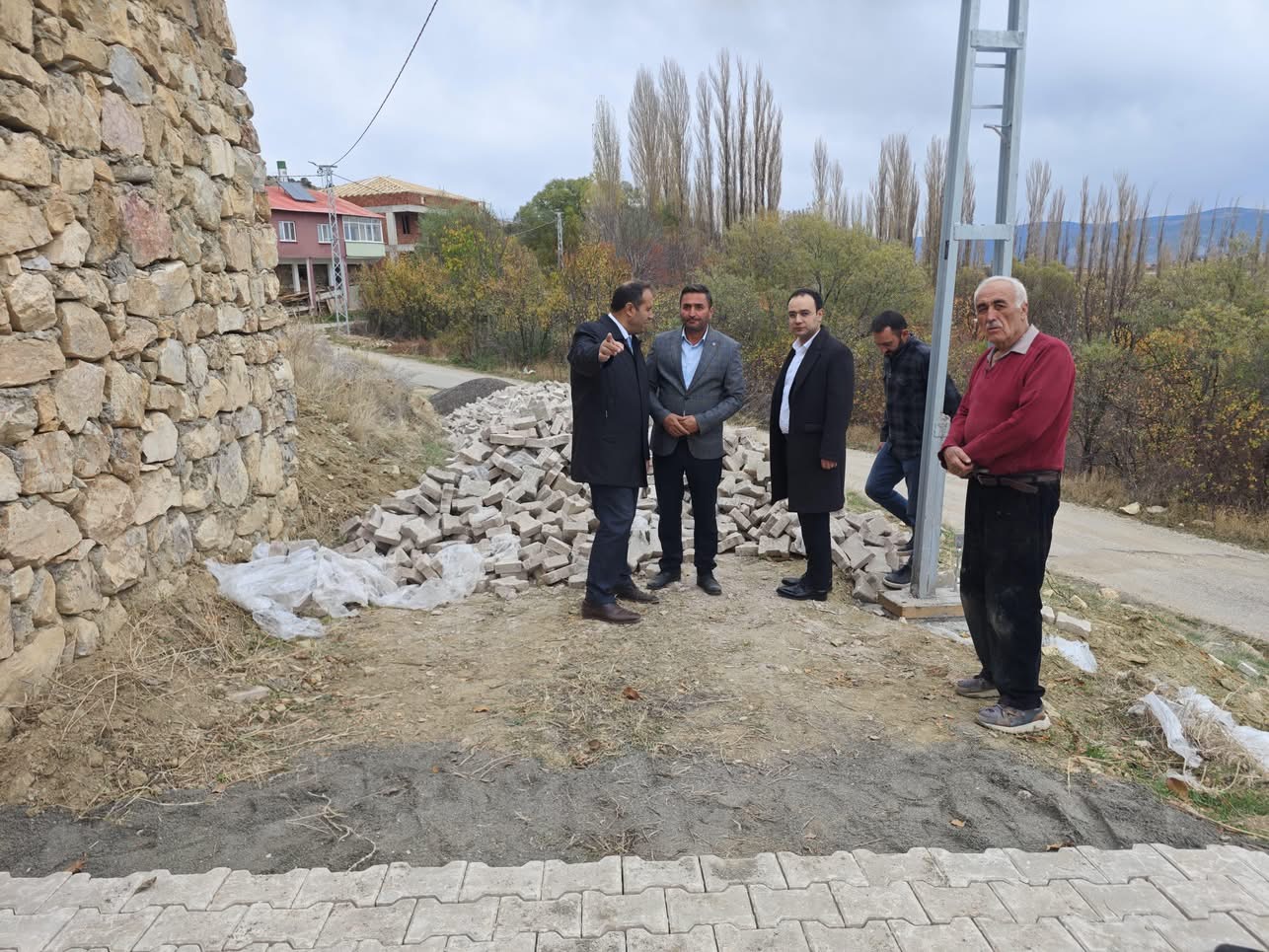 Kaymakam Kahveci, altyapı çalışmalarını inceledi