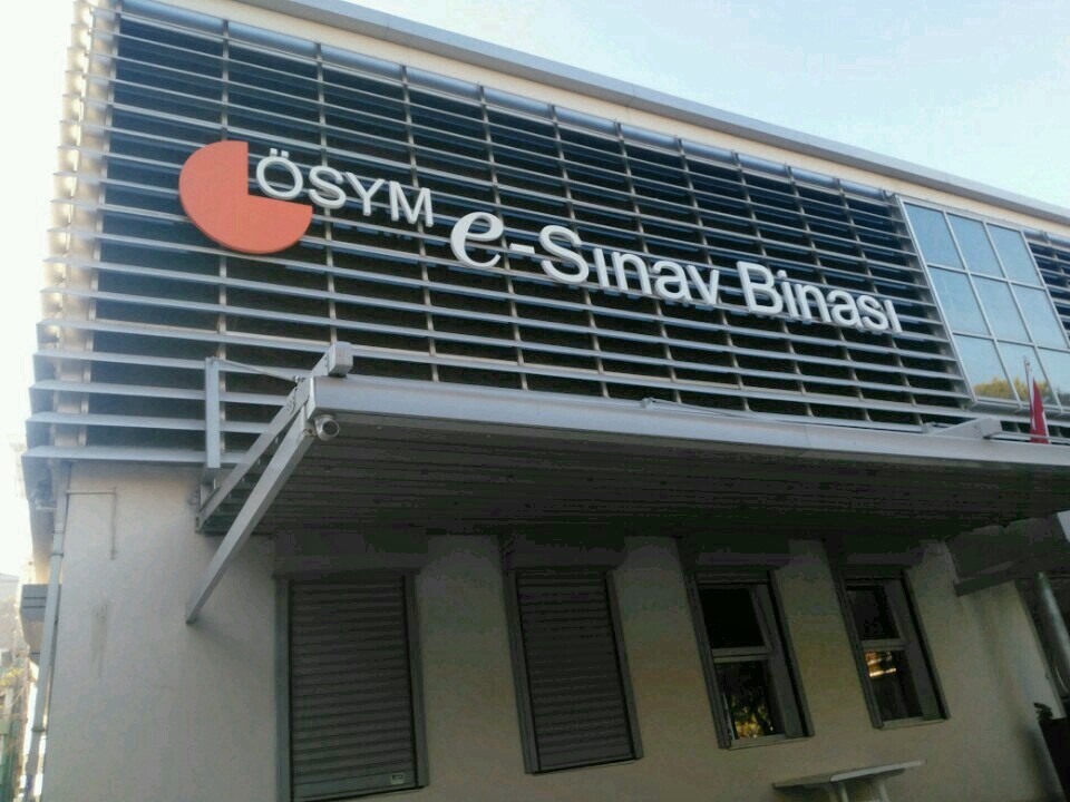 ÖSYM, elektronik sınav sistemini Türkiye geneline yayacak