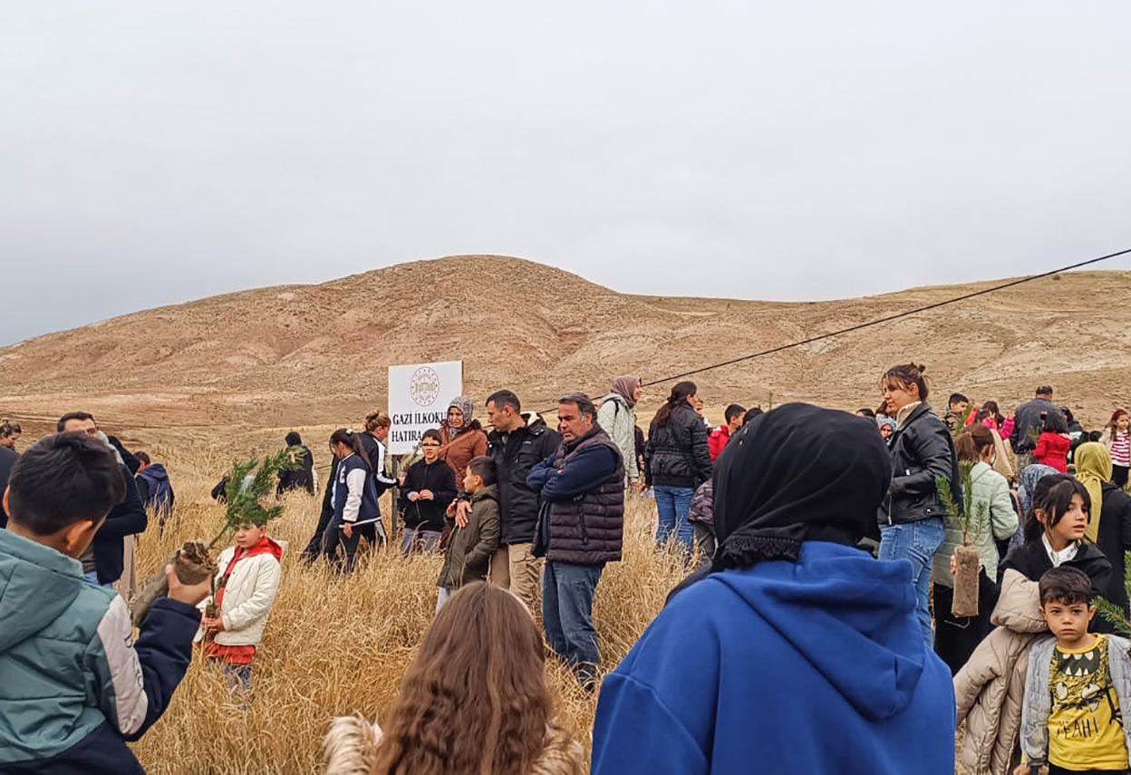 Zara’da Minik Eller Geleceğe Nefes Oldu