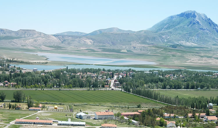 Ulaş’ta İtfaiye Personelinden Uygulamalı Yangın Tatbikatı