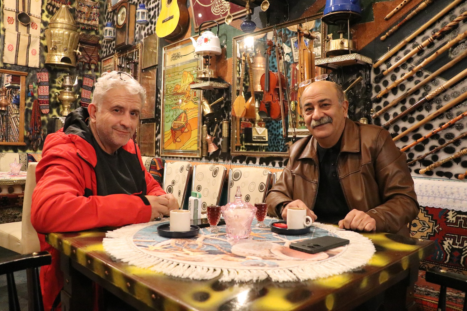 Sivas’ta antikalarla dolu nostalji kafesi ilgi görüyor