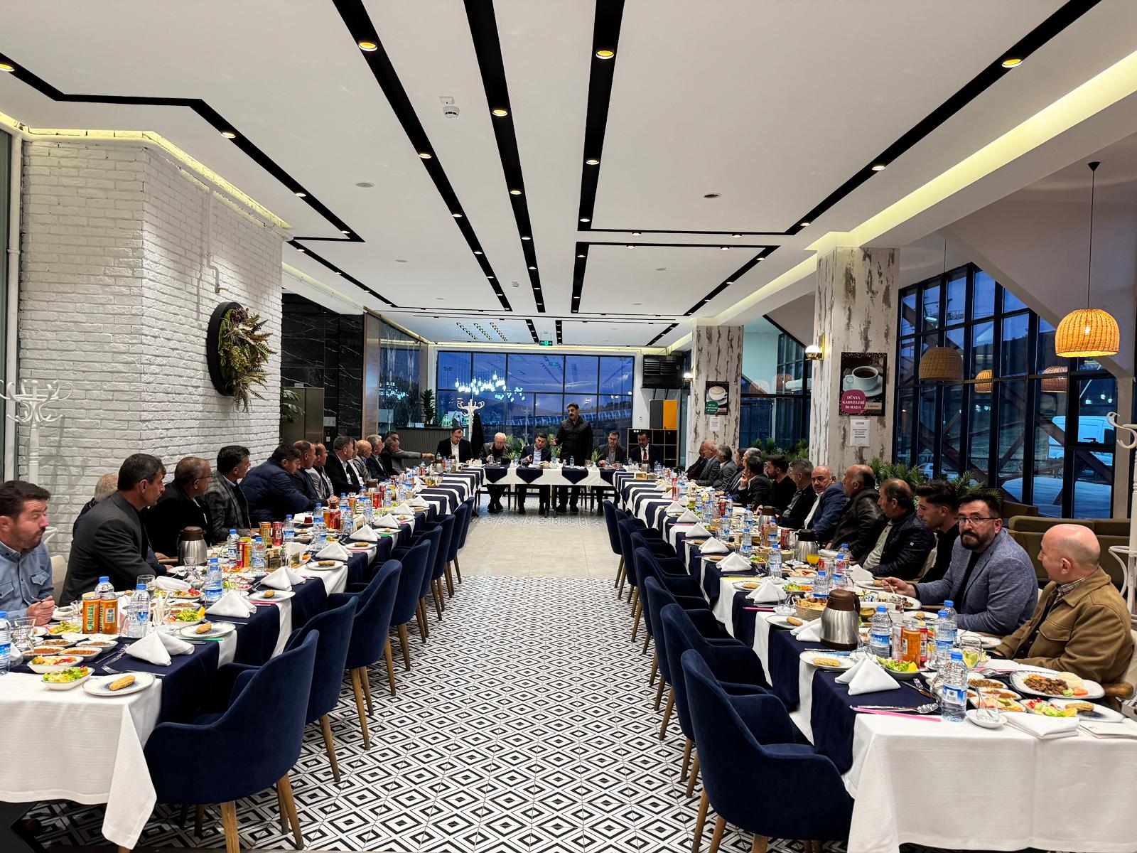 Milletvekili Aksu, Yıldız Dağı’nda köy muhtarlarıyla bir araya geldi