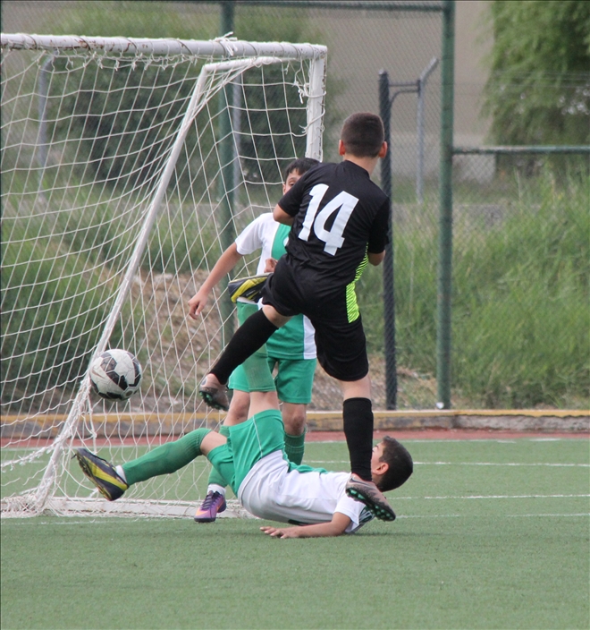 U12 PROGRAMINDA 4 KARŞILAŞMA