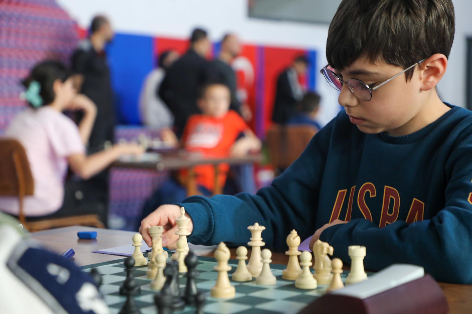 Sivas’ta 10 Kasım satranç turnuvası