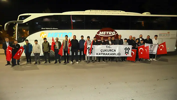 Çukurcalı gençler, “Çanakkale’den Cumhuriyet’e 100. Yıl” müzesini gezdi