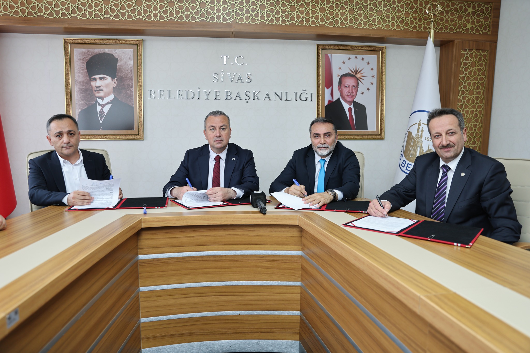 Sivas’ta belediye personeline 25 Kasım’da promosyon ödemesi