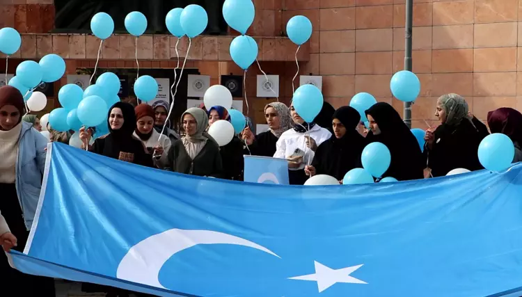 Öğrencilerden Doğu Türkistan’a farkındalık eylemi