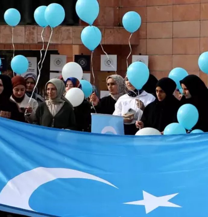 Öğrencilerden Doğu Türkistan’a farkındalık eylemi