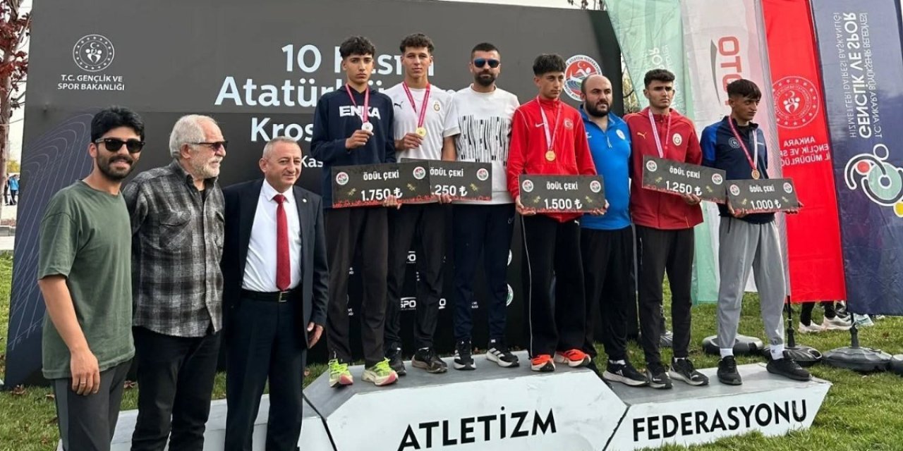 Sivaslı atletler dereceye girdi