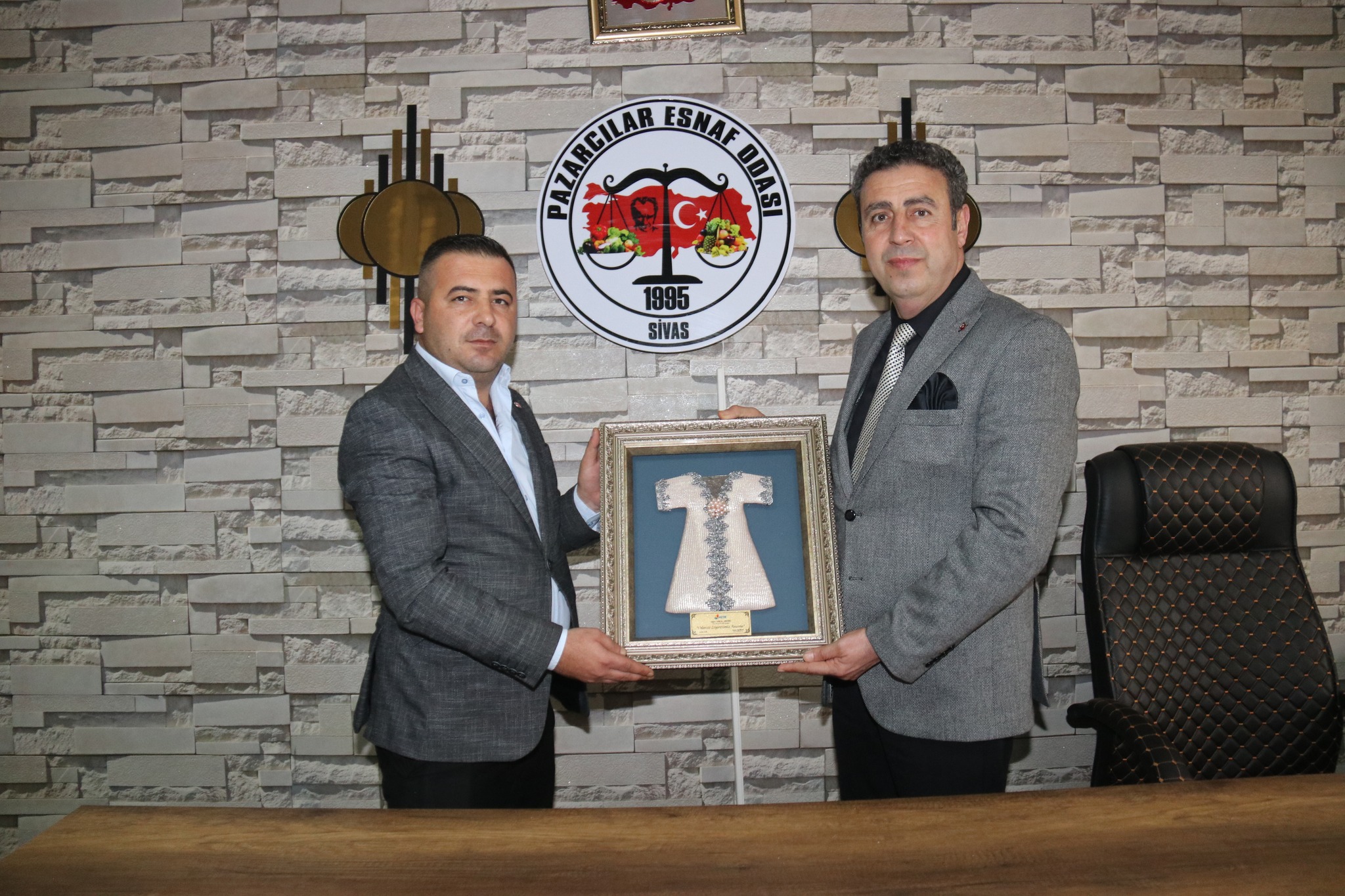 Demirgil, Pazarcıların Taleplerini Dinledi