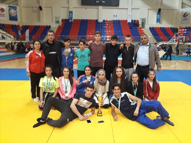 KUŞAK GÜREŞLERİNDE FİNAL HEYECANI