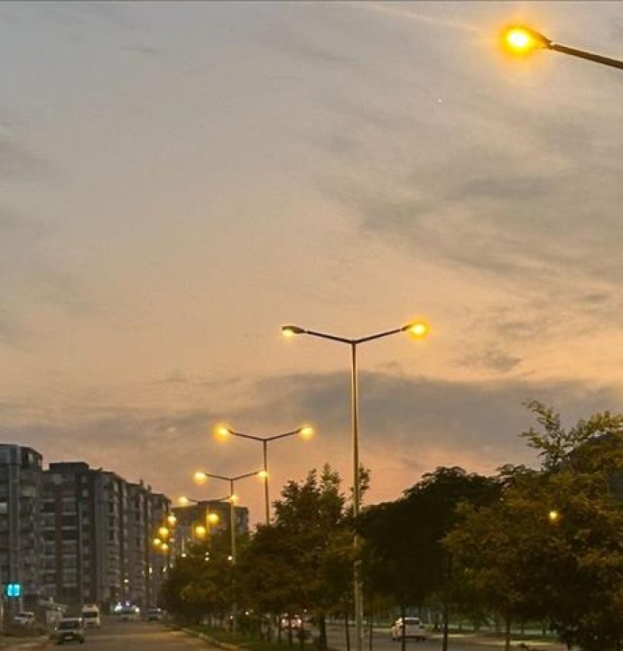 2 Bin 500 personel 6 ilde elektrik şebekelerini yeniliyor