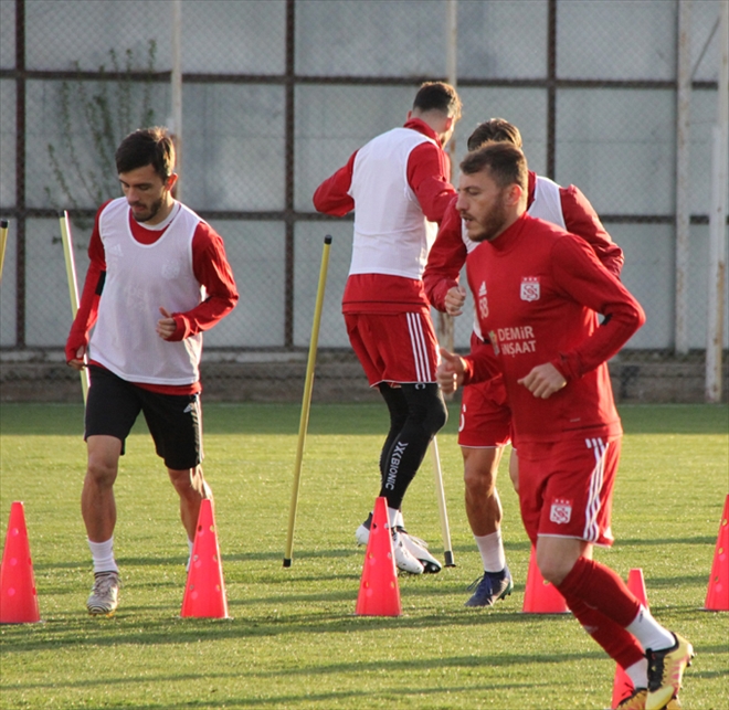 YERLİ FUTBOLCU SAYISI 10 OLDU