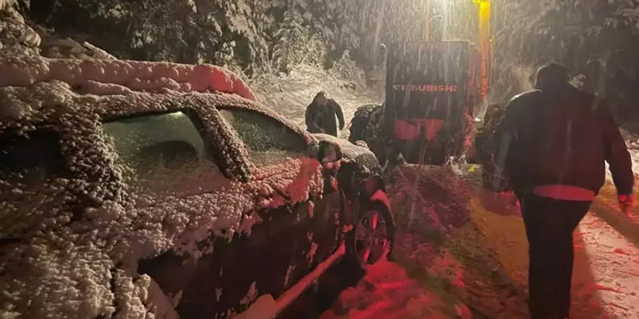 Ordu- Sivas yolunda ulaşıma kar engeli