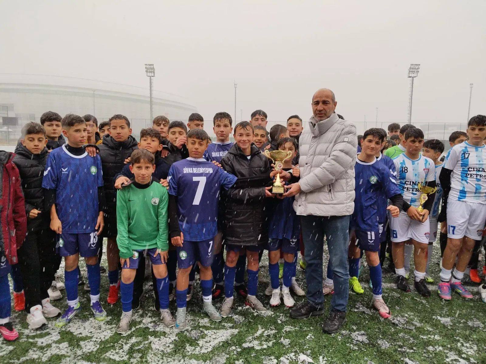 Şampiyon Sivas Gücü Belediyespor