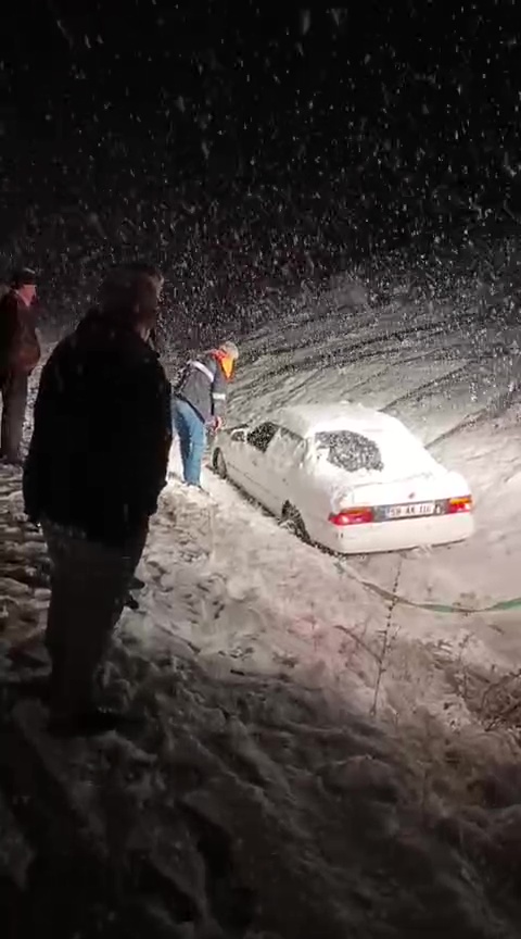 Sivas'ta Yüksek Kesimlerde 40 Cm’ye Ulaştı